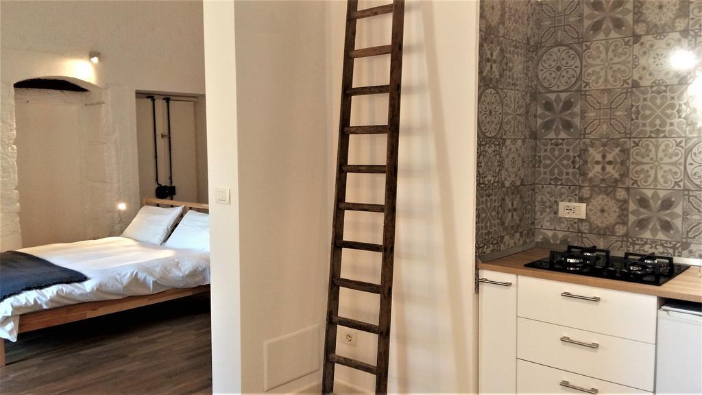 I Templari B&B Self-Contained ブリンディジ エクステリア 写真